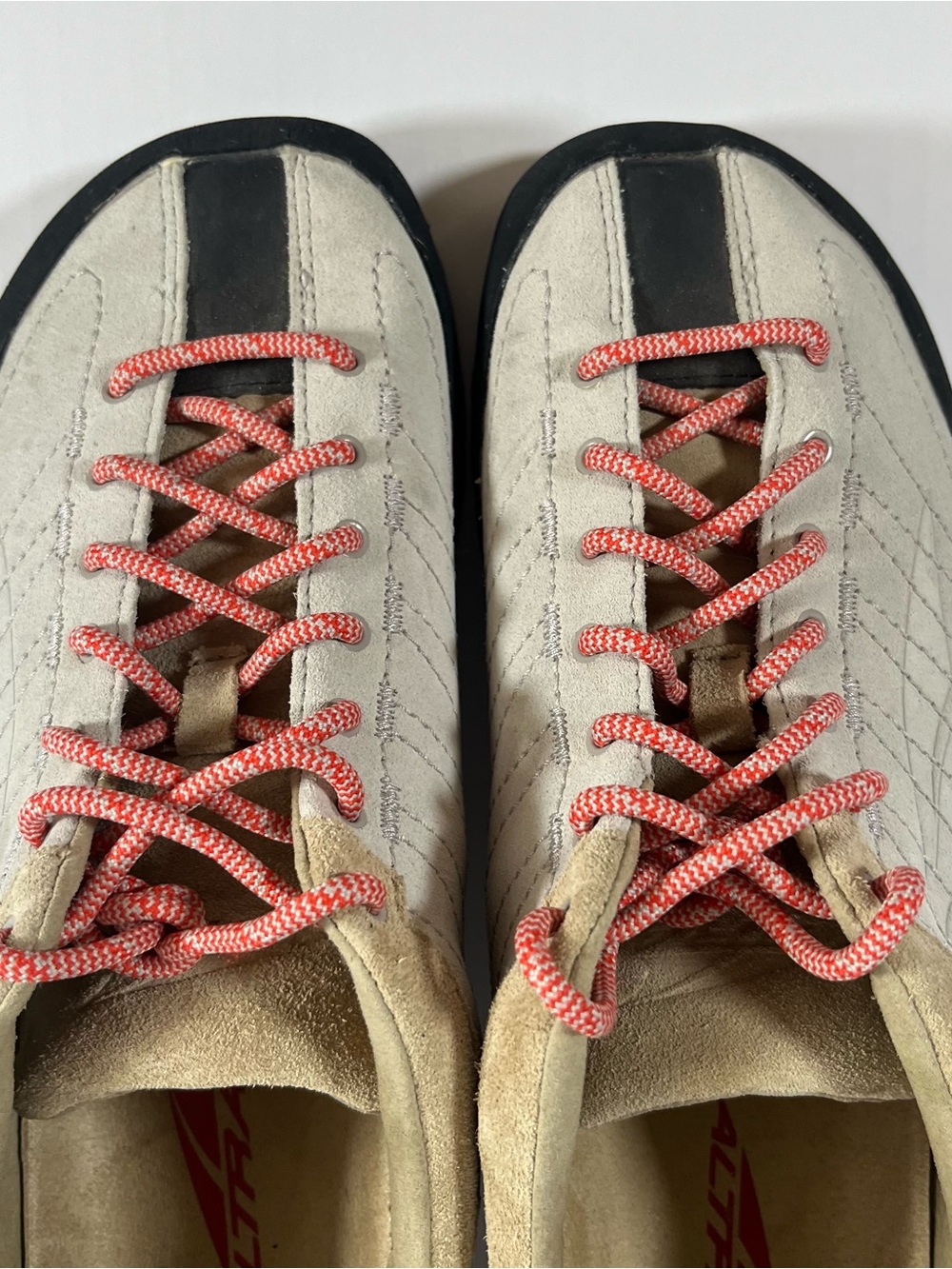 Altra Beige Suede Athletic Shoes with Coral Laces